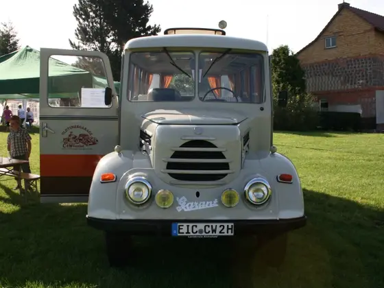 Garant 30K Bus beim Oldtimertreffen in Gerterode 2009