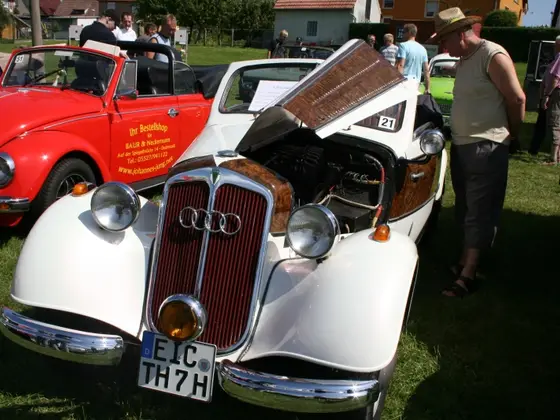 Oldtimer beim 1. Oldtimertreffen in Gerterode (Eichsfeld), August 2009